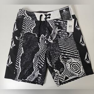 Boys Volcom boardshorts swim trunks size 10